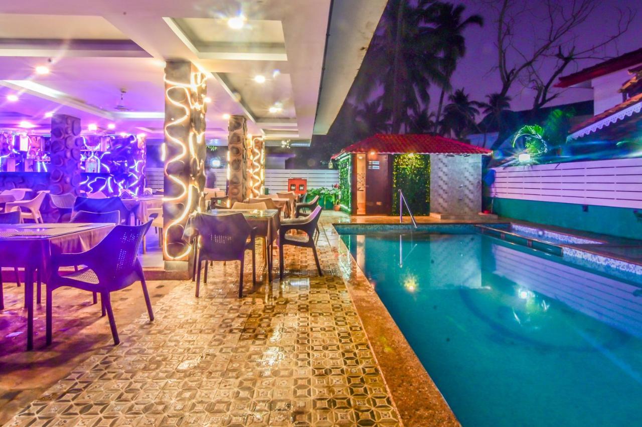 De Falcon Goa Beach Resort Candolim Eksteriør bilde