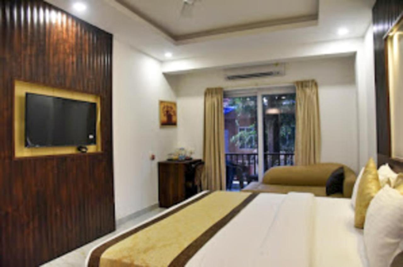 De Falcon Goa Beach Resort Candolim Eksteriør bilde
